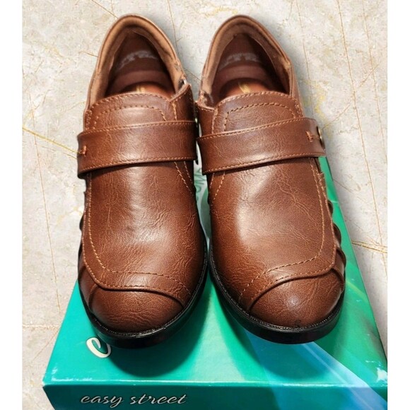 Womens 7 M Easy Street Comfort Wave Women’s Ballad Bootie Shoes Adjustable Tan - Picture 3 of 7